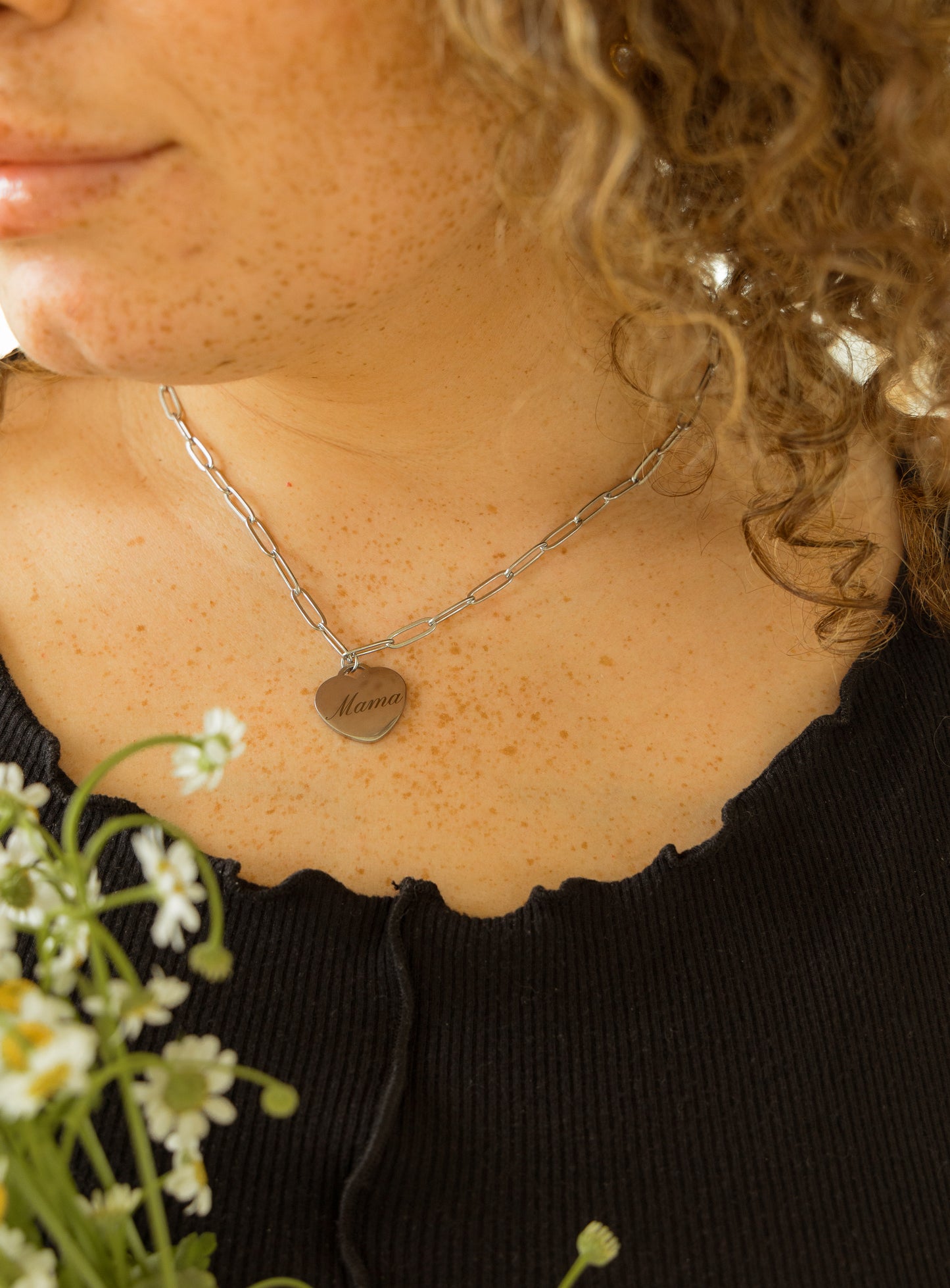 Mama Necklace